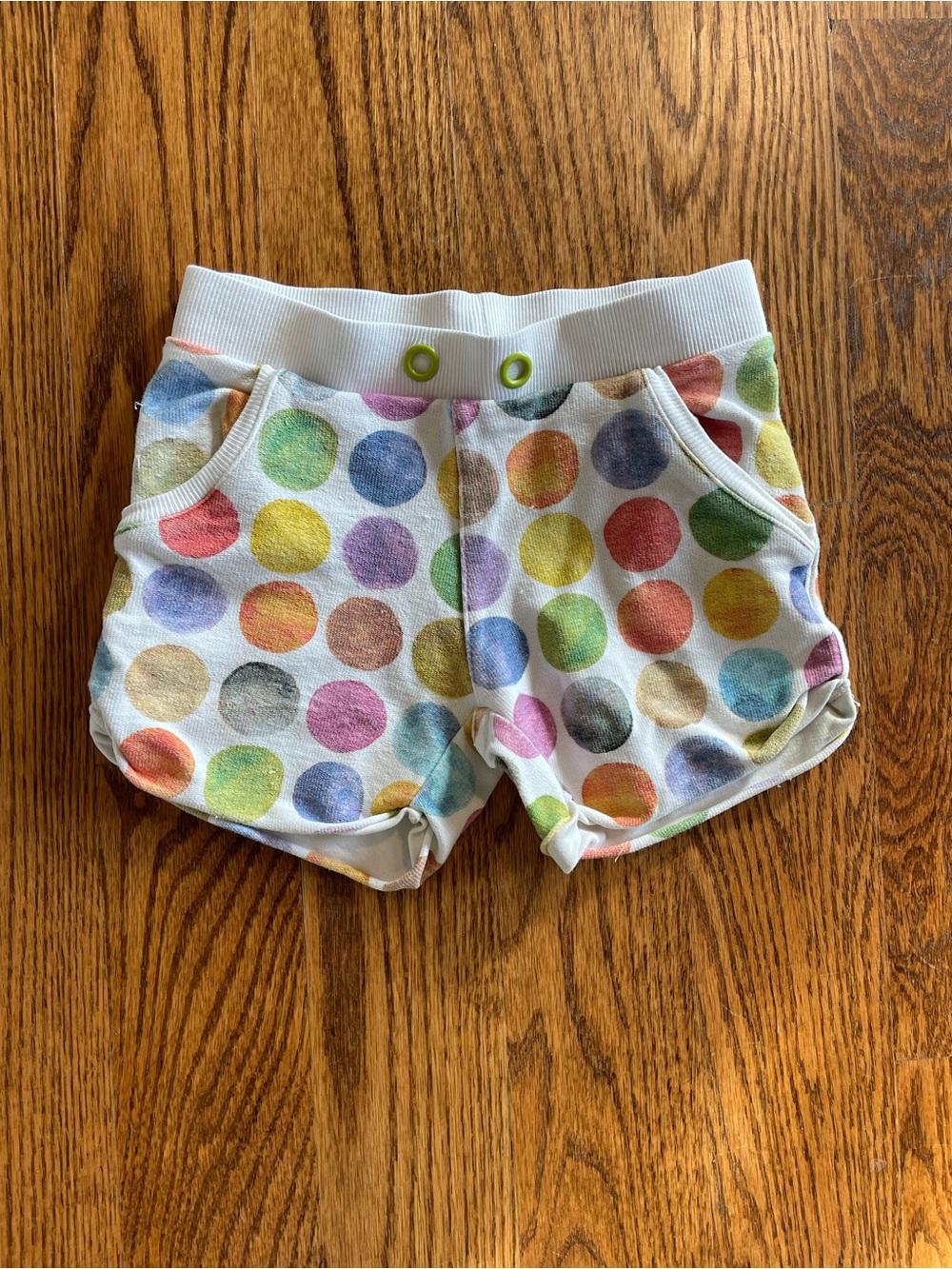 Silvian Heach shorts with multicolor polka dots size 5